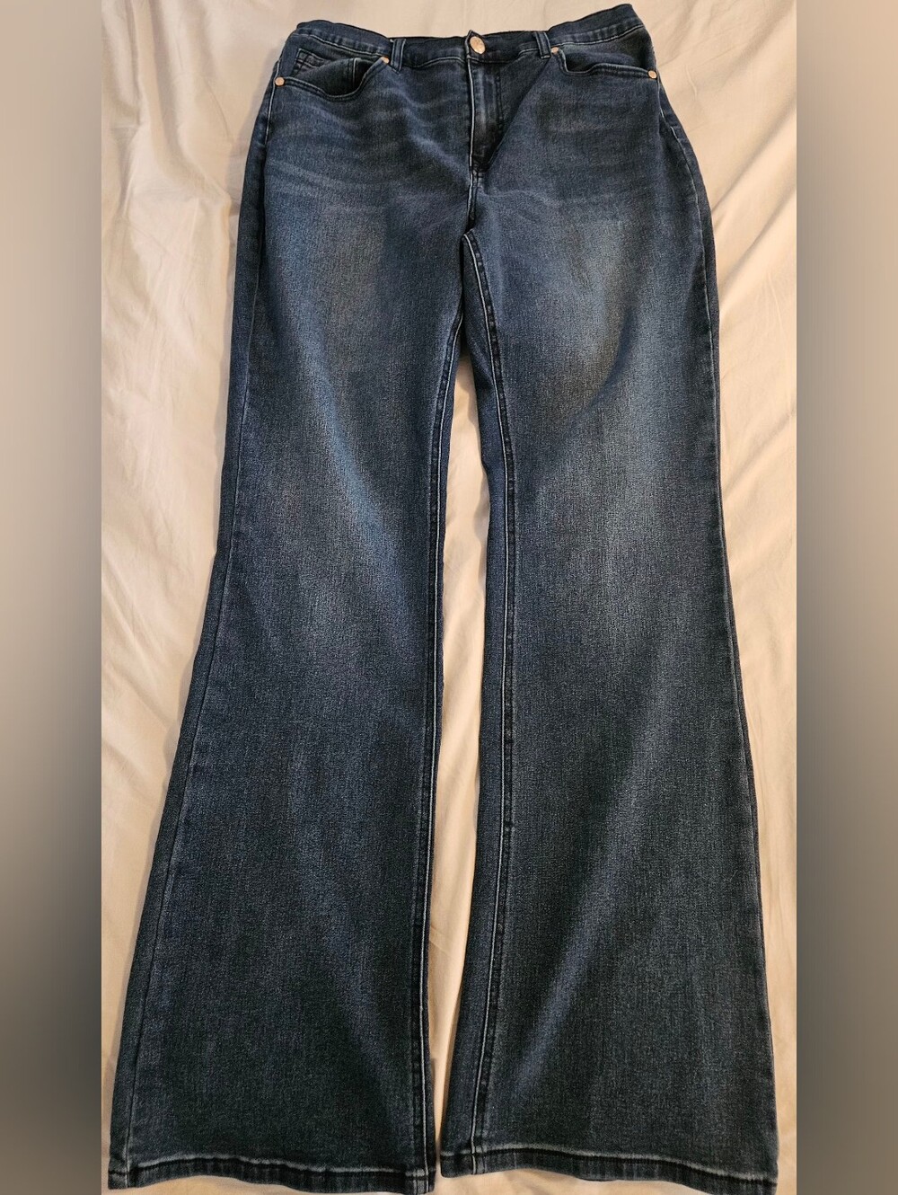 DG2 Diane Gilman Classic Stretch Blue Flare Leg Denim Jeans Pants